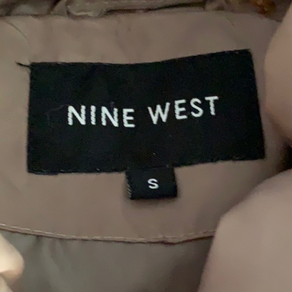 Nine West Taupe Puffer Jacket | Women’s Small | Chic High Collar - Picture 4 of 5